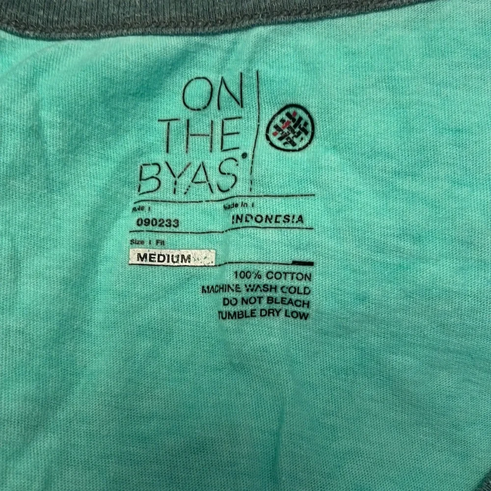 On the Byas mint green tank top - Picture 2 of 4